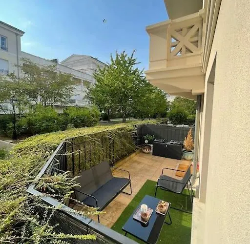 Апартаменты Terrasse Paris *